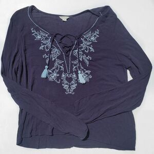 Aero navy tassel lace-up top with embroidery / Aeropostale / Junior's XL